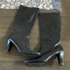 Bandolino size 8.5 black knee high boots